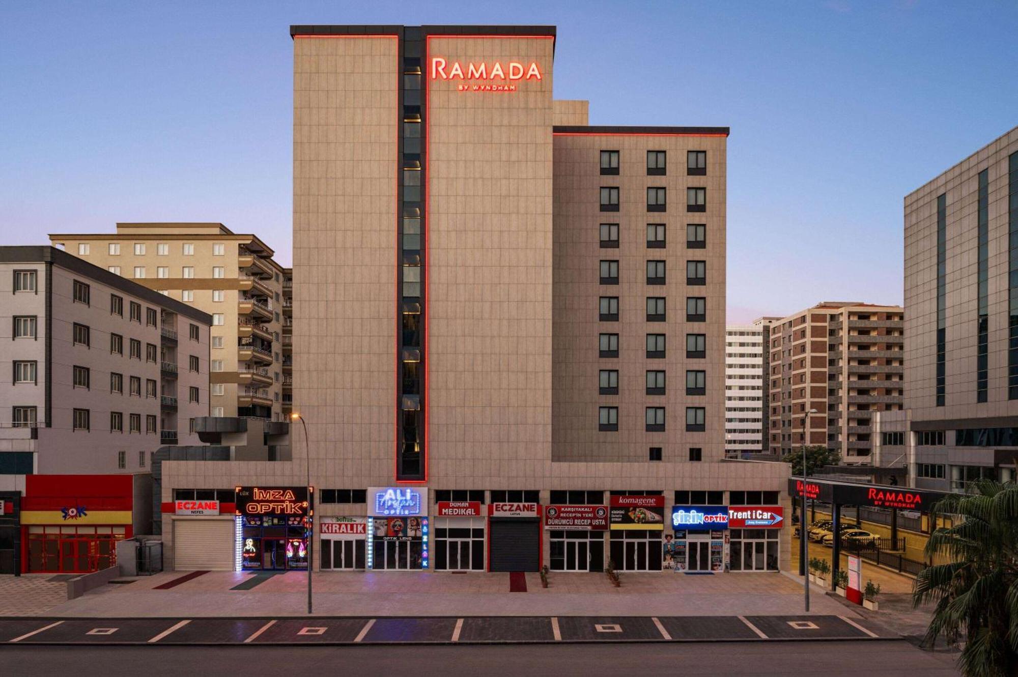 Готель Ramada By Wyndham Ґазіантеп Екстер'єр фото